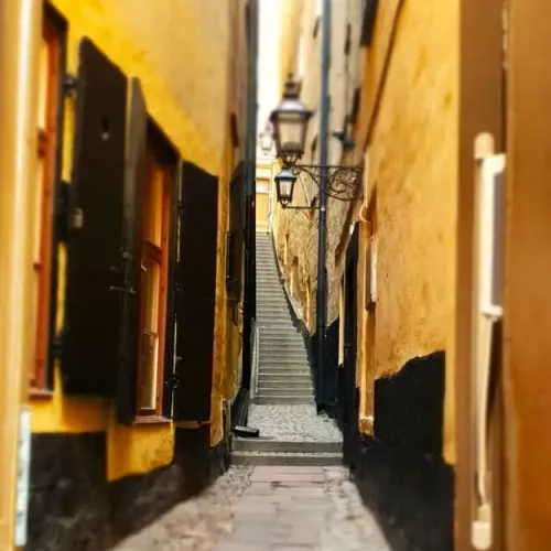 La rue la plus étroite de Stockholm